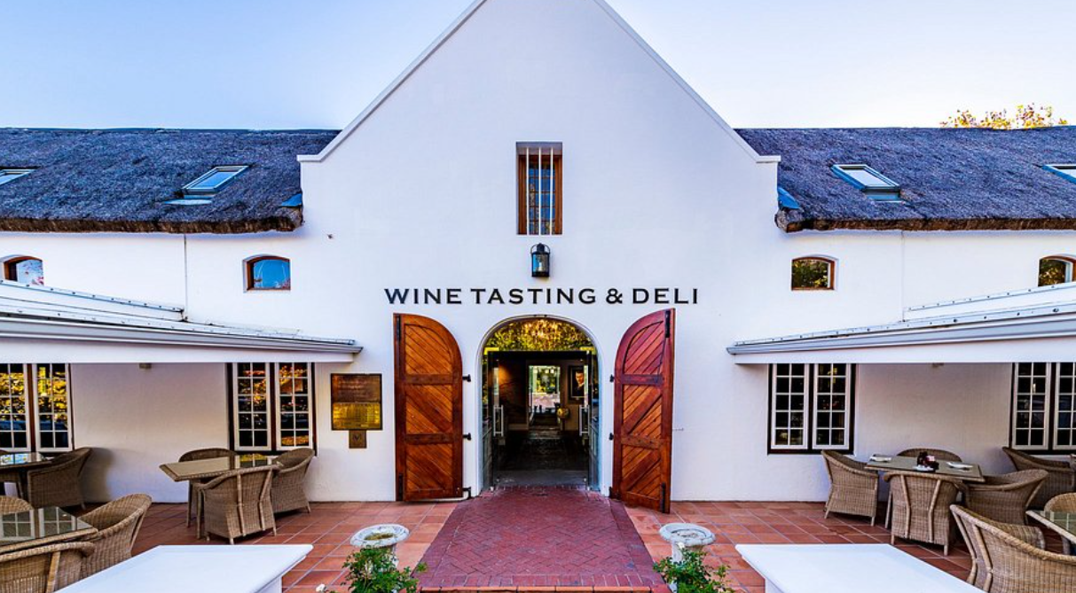 Stellenbosch Wine Tour — historic Cape Dutch estate with Wanderer